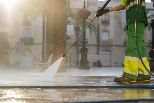 Best Commercial Building Pressure Washing  in Claude, TX